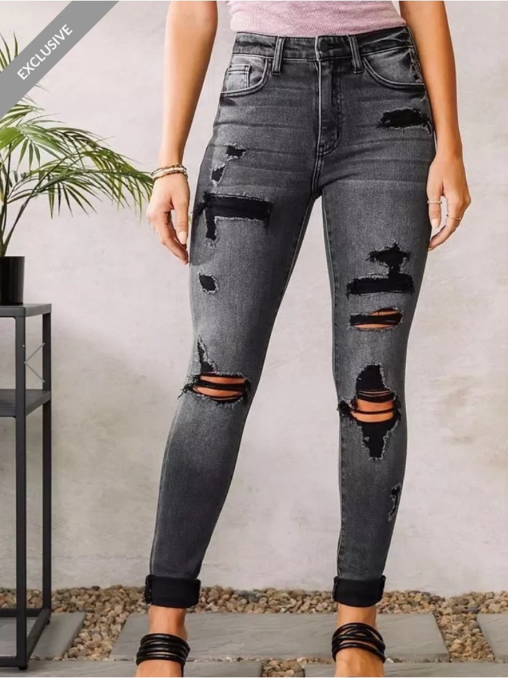 KANCAN Signature High Rise Skinny Stretch
Jean